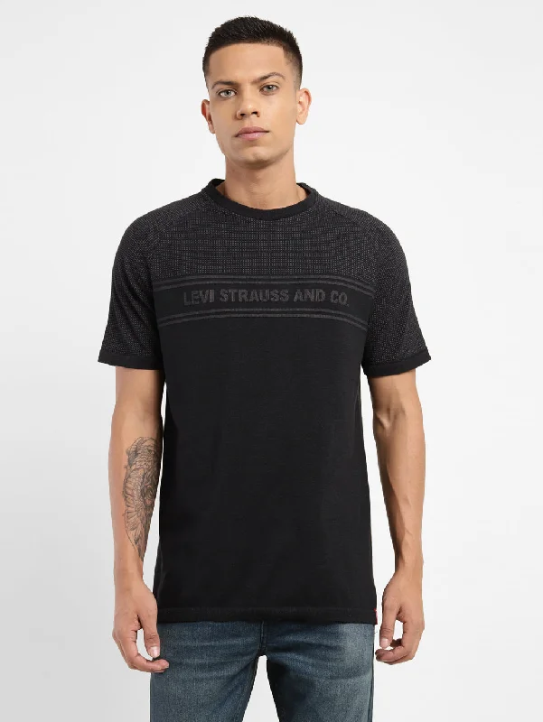 Men's Shirts with Hidden PocketsMen's Brand Logo Crew Neck T-shirt