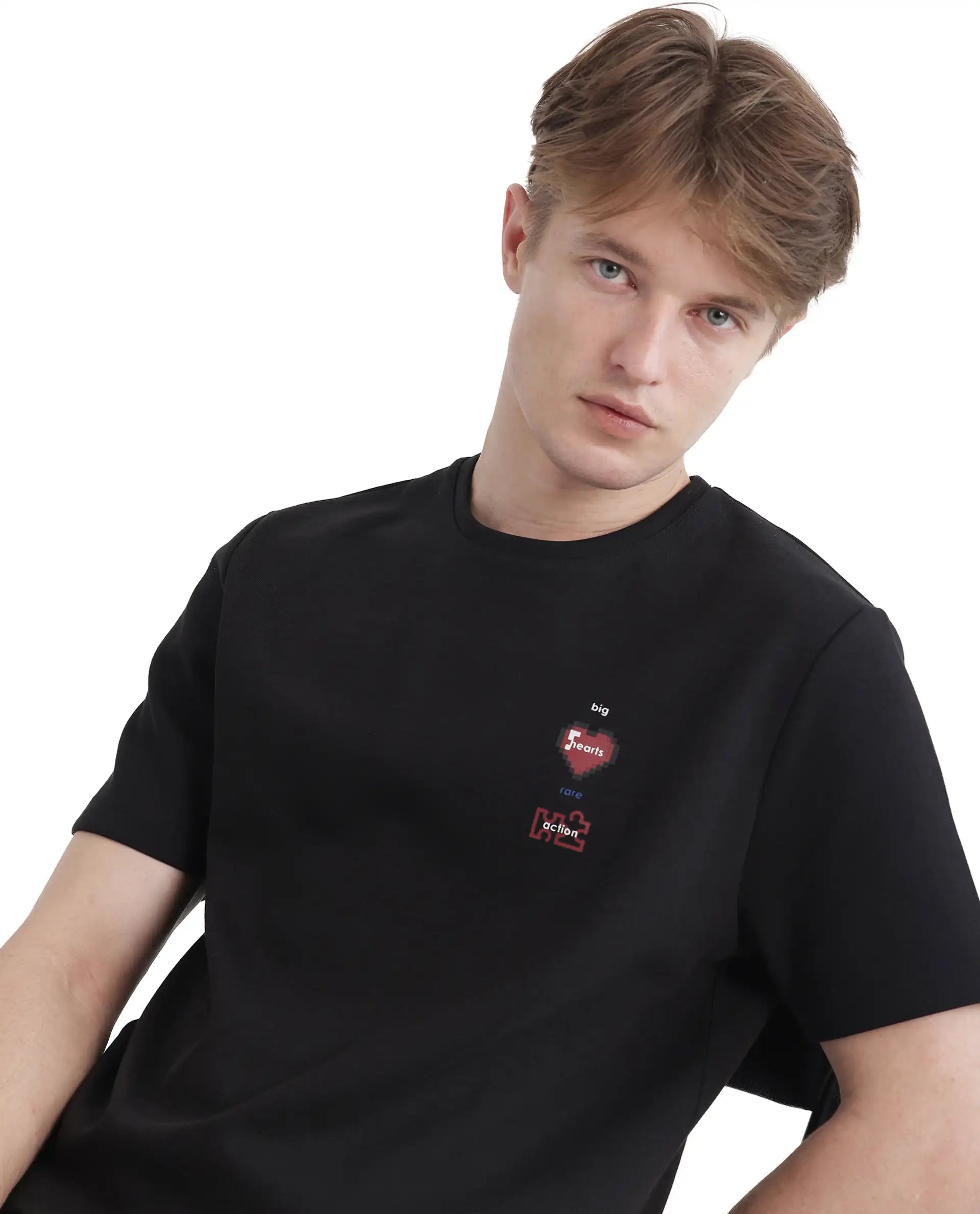 Men's Shirts with Moisture-Wicking FabricRare Rabbit Men Luxa Black Cotton Blend Fabric Short Sleeve Crew Neck HD Print Pocket Placement T-Shirt Men's Shirts with Moisture-Wicking FabricRare Rabbit Men Luxa Black Cotton Blend Fabric Short Sleeve Crew Neck HD Print Pocket Placement T-Shirt