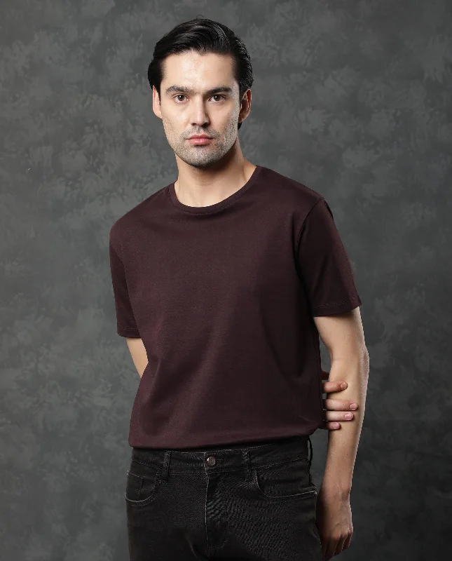 Men's Shirts with Antimicrobial TreatmentRare Rabbit Men's Gis Maroon Cotton Fabric Crew Neck Half Sleeves Regular Fit Solid T-Shirt Men's Shirts with Antimicrobial TreatmentRare Rabbit Men's Gis Maroon Cotton Fabric Crew Neck Half Sleeves Regular Fit Solid T-Shirt