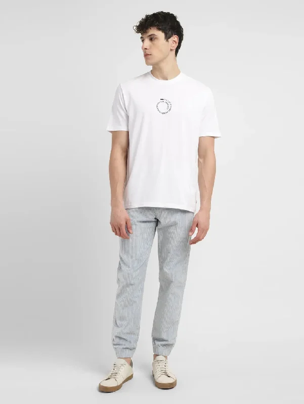 Men's Shirts with UV ProtectionMen's Typographic Print Crew Neck T-shirt