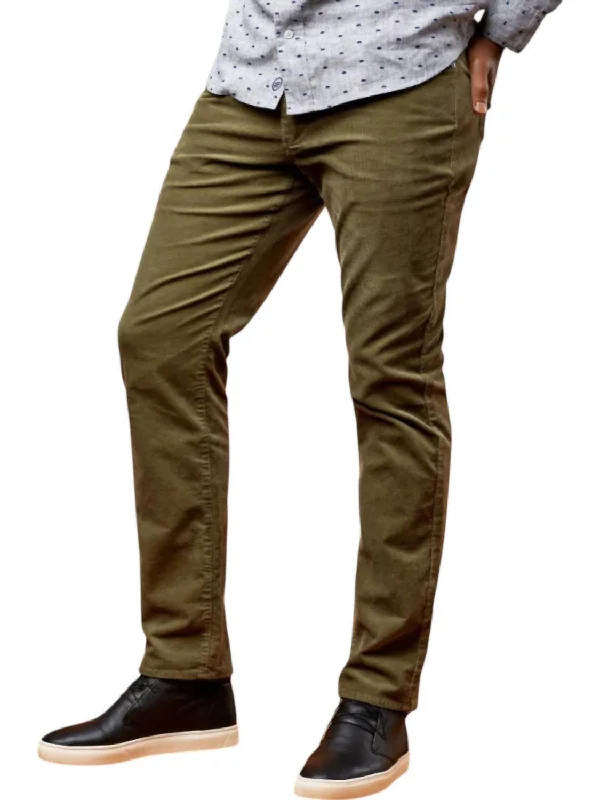Men's Straight-Leg Jeans in Dark WashHarrison Corduroy Pants In Hunter