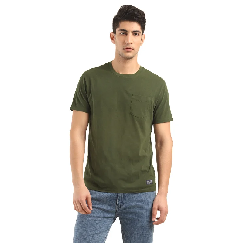 Men's Shirts with Plaid PatternsLevi's® Crew Neck Tee