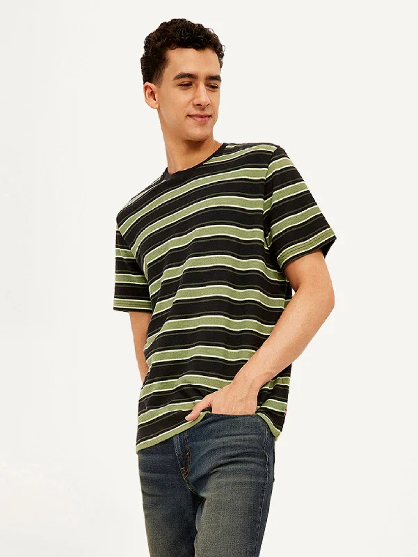 Men's Shirts with Belt LoopsMen's Striped Crew Neck T-shirt