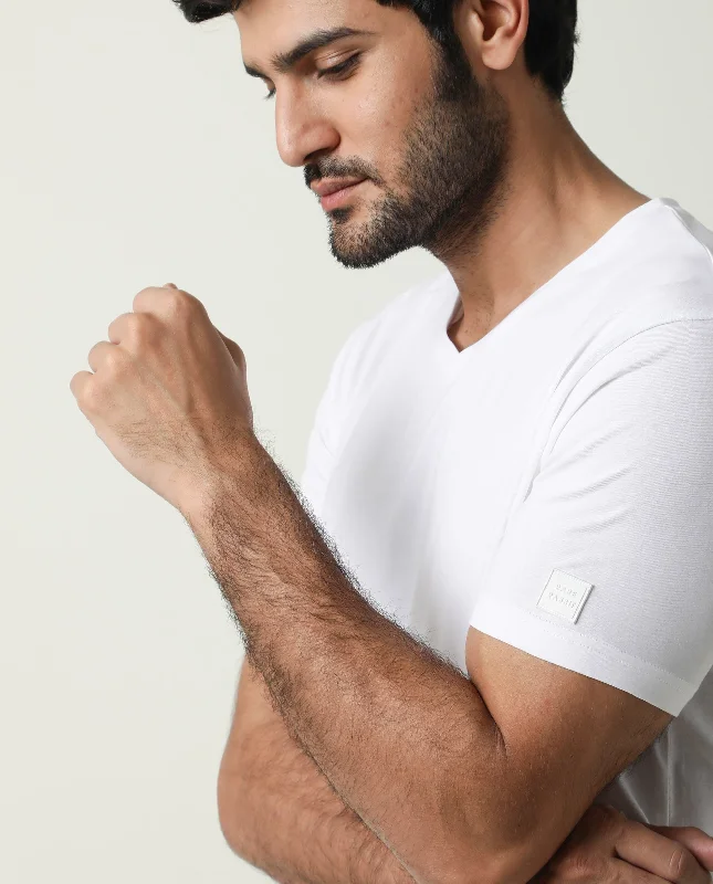 Men's Shirts with Appliquéd SleevesRARE RABBIT MEN'S ENTRE-2 WHITE T-SHIRT COTTON FABRIC CREW NECK HALF SLEEVES SLIM FIT Men's Shirts with Appliquéd SleevesRARE RABBIT MEN'S ENTRE-2 WHITE T-SHIRT COTTON FABRIC CREW NECK HALF SLEEVES SLIM FIT
