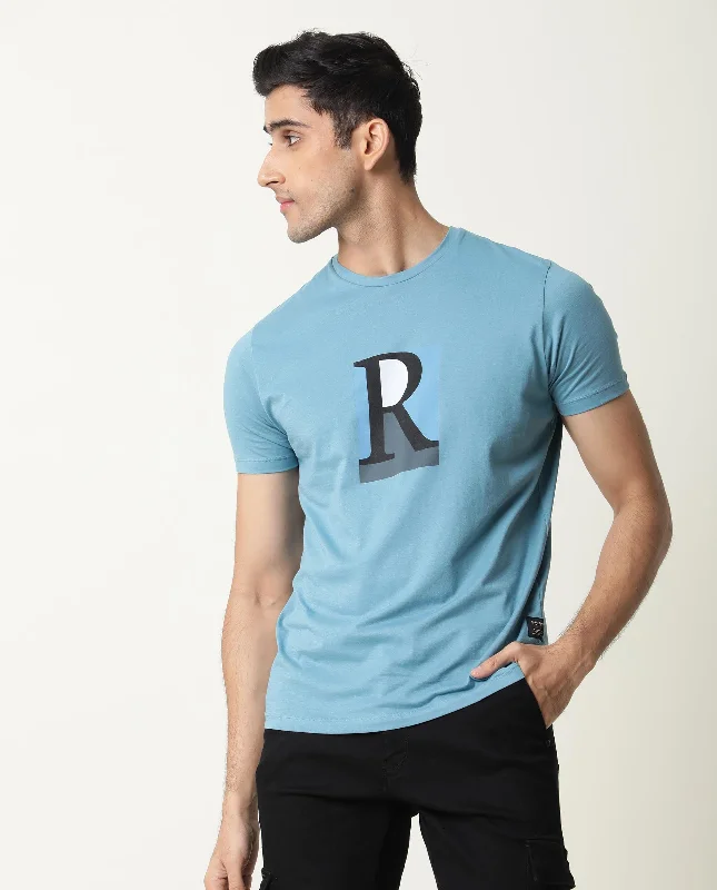 Men's Shirts with Button-Down CollarsRare Rabbit Dao Primary Petrol Crew Neck Logo Printed Half Sleeves Slim Fit T-Shirt Men's Shirts with Button-Down CollarsRare Rabbit Dao Primary Petrol Crew Neck Logo Printed Half Sleeves Slim Fit T-Shirt