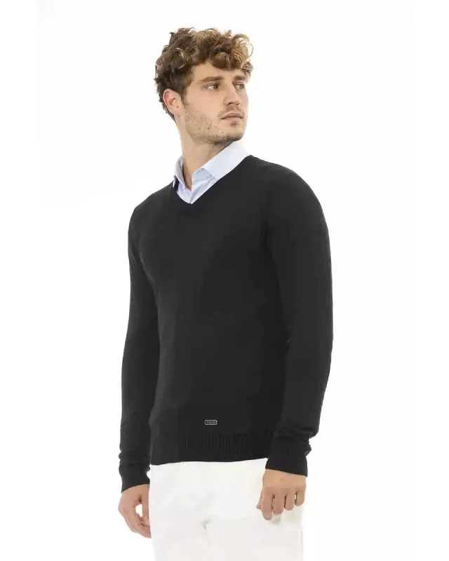 Men's Sweaters with Elastic CuffsMetal Monogram V-Neck Sweater with Ribbed Details 48 IT Men Men's Sweaters with Elastic CuffsMetal Monogram V-Neck Sweater with Ribbed Details 48 IT Men