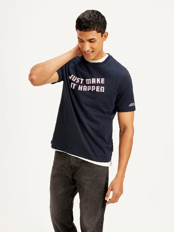 Men's Shirts for CampingMen's Typography Crew Neck T-shirt