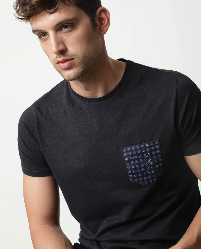 Solid-Colored Men's ShirtsRARE RABBIT OAK PRIMARY NAVY T-SHIRT COTTON FABRIC SHORT SLEEVE ROUND NECK SLIM FIT Solid-Colored Men's ShirtsRARE RABBIT OAK PRIMARY NAVY T-SHIRT COTTON FABRIC SHORT SLEEVE ROUND NECK SLIM FIT
