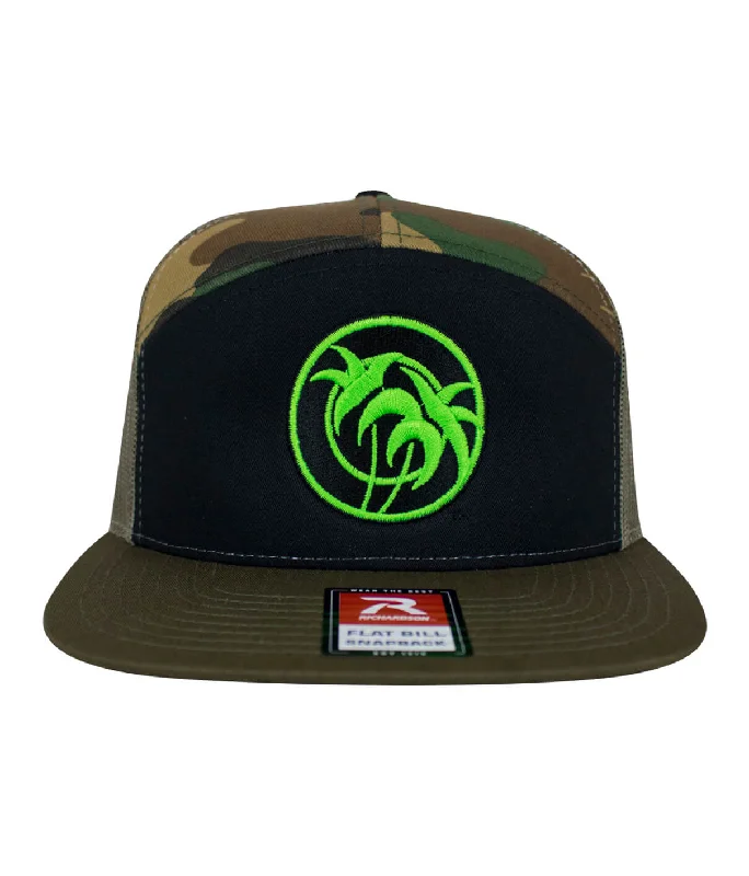 Beach Bucket Caps"Verde Palm" 7 Panel Trucker Hat