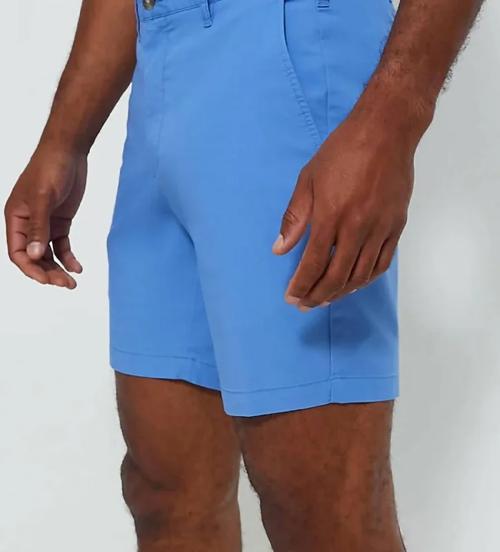 Relaxed and Comfortable Men's Casual ShortsMen's Crown Comfort Short In Maritime